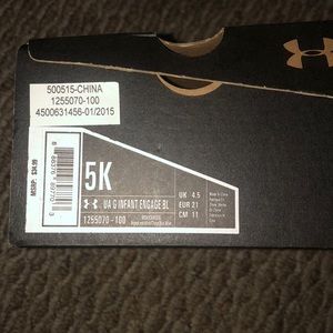 Under Armour shoes size 5k (toddlers)